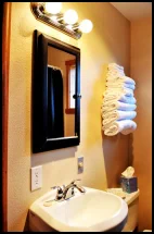 Freshen up in the Blue Duck Suite’s clean bathroom with tub-shower combo.