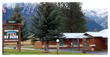 Retro western-style Joseph Oregon motel.