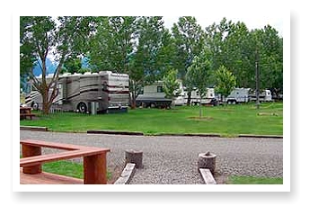 Seasonal vintage RV Park with scenic mountain views